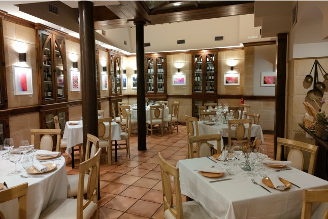 Cena Gourmet para dos en Restaurante Asador Reconquista (Granada)