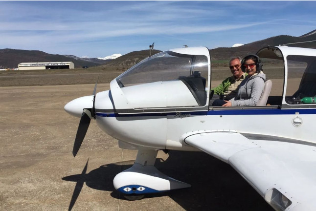 Especial Adrenalina: Vuelo en Avioneta por Jaca para dos (Huesca)