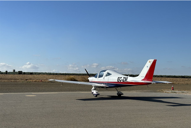 Piloto por un Día: Vuelo en Avioneta Tecnam con Vídeo (Villafranca de Córdoba, Córdoba)