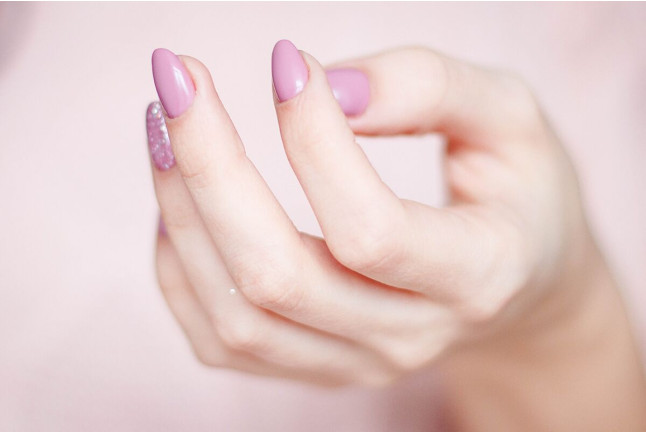 Experiencia Familiar a Elegir: Manicura o Masajes en Spa Azules de Nivaria del Gran Hotel Roca Nivaria 5* (Adeje, Tenerife)