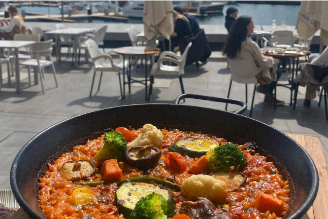 Menú Mediterráneo para dos en B-ONE Palau del Mar (Barcelona)