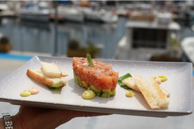 Menú Mediterráneo para dos en B-ONE Palau del Mar (Barcelona)
