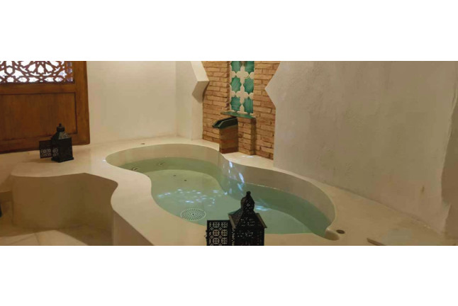 Baño Básico y Masaje Relajante en Al-Haram Hammam Baños Árabes (Granada)