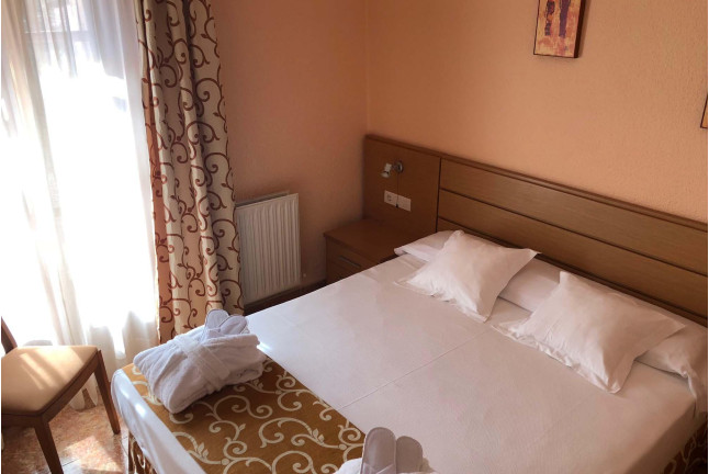 Escapada Relax con Spa y Comida o Cena en Hotel Balneario de La Virgen (Jaraba, Zaragoza)