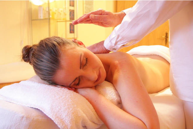 Circuito Spa con Tratamiento Exfoliante o Hidratante en Balneario Aquatherapia Spa Center (Salamanca)
