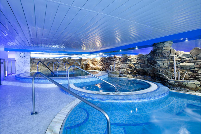 Circuito Spa y Masaje para dos en Olympia Hotel, Events & Spa 4* (Valencia)