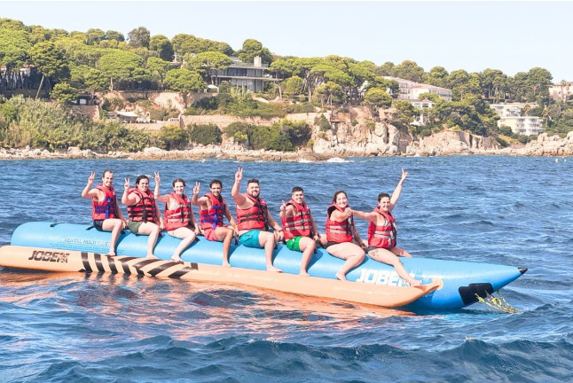 Sesión de Banana Boat o Magic Disc en Platja d'Aro (Girona)