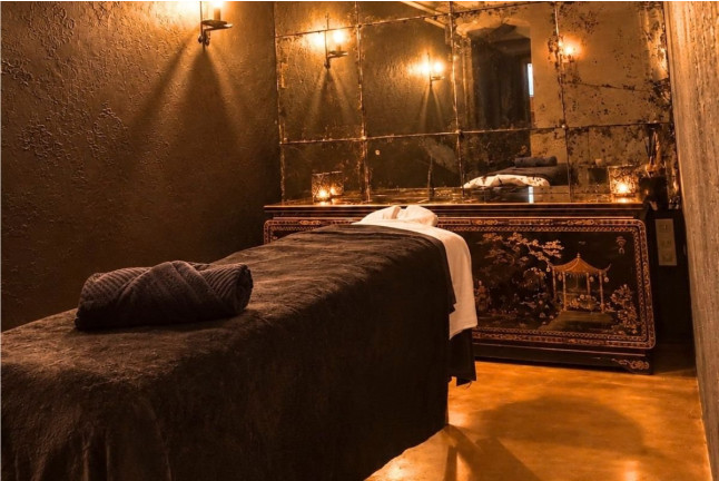 Masaje a Elegir con Baño Aromático Privado, Cava y Bombones (Barcelona)