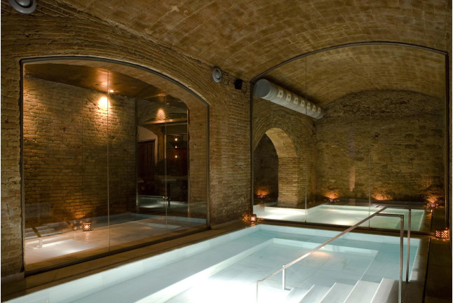 The Ancient Thermal Bath: Baños Termales para dos en AIRE Ancient Baths Barcelona (Barcelona)
