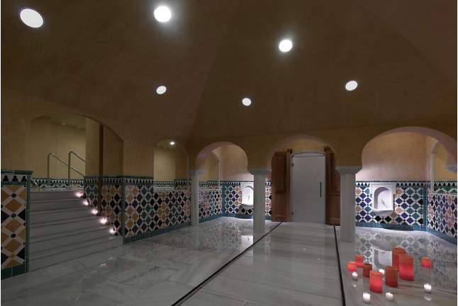 Baños Árabes y Masaje 15' para dos en Baños Árabes Palacio de Comares (Granada)
