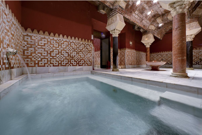 Exclusivo Aladinia: Baños Árabes de Noche en Hammam Al Andalus (Córdoba)