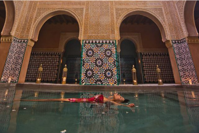 Exclusivo Aladinia: Baños Árabes de Noche en Hammam Al Andalus (Córdoba)