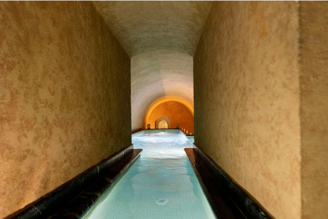 Baños Romanos y Visita a Bodegas Pérez Barquero con Degustación de Vinos para dos (Córdoba) 