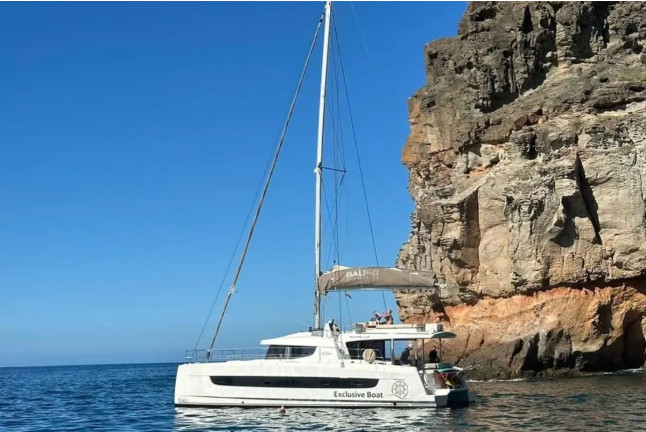 Salida en Barco con Comida, SUP y Snorkel (Gran Canaria)