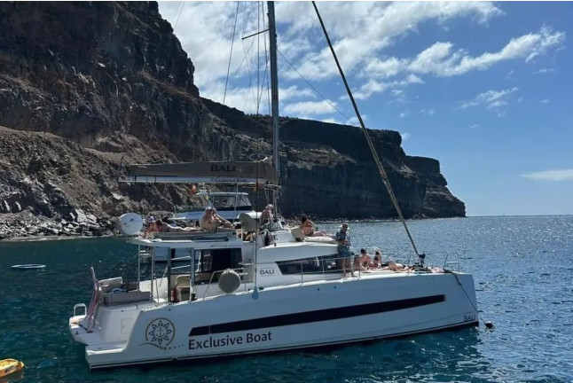 Salida en Barco con Comida, SUP y Snorkel (Gran Canaria)