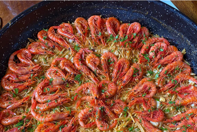 Paseo en Barco con Degustación de Gambas y Vino o Refresco (Palamós, Girona)