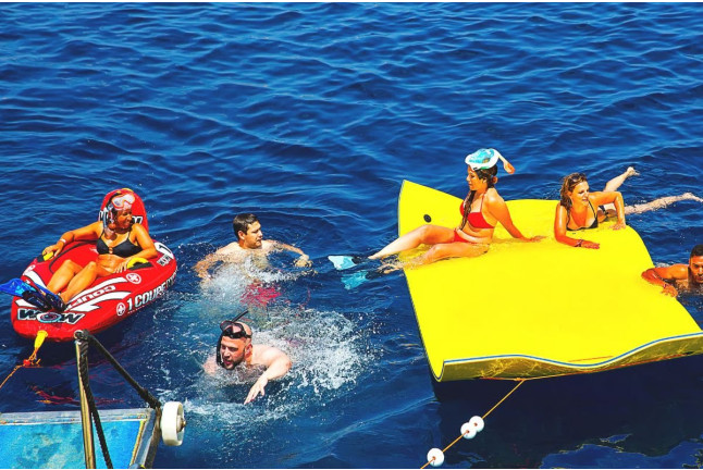 Paseo en Barco por las Playas del Norte y Snorkel en Cala Salada (Ibiza)