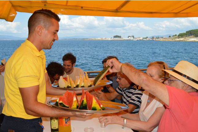 Restaurante Marinero: Salida en Barco por la Ría de Arousa y Comida (O Grove, Pontevedra)