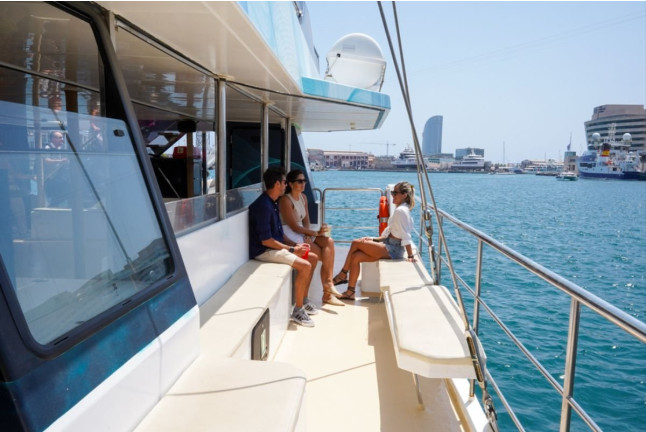 Paseo a Bordo del Barco Turístico de Barcelona (Barcelona)