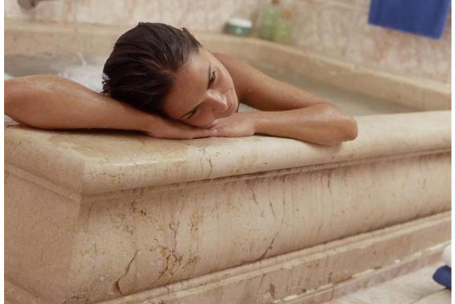 Baño Termal con Masaje Subacuático en Balneario Termas Pallarés (Alhama de Aragón, Zaragoza)