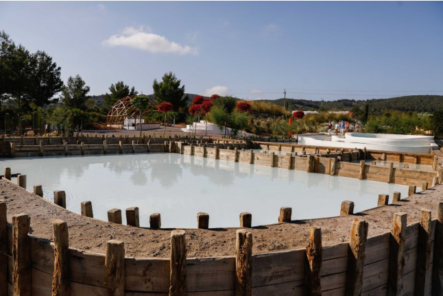 Entrada, Visita Guiada y Degustación de Aloe en Ibiza Botánico Biotecnológico - BiBo Park (San Rafael de la Cruz, Ibiza)