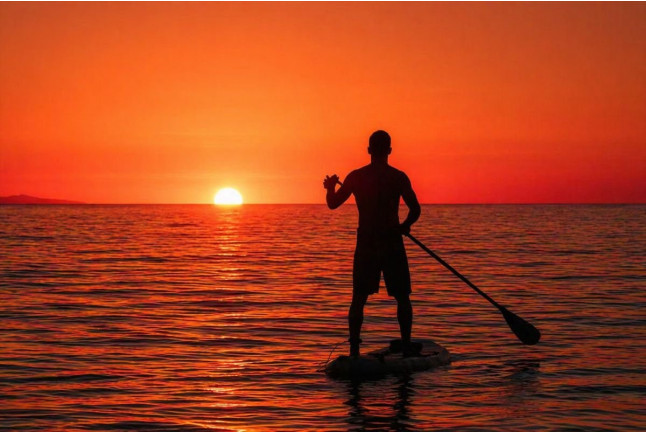 Amanecer o Atardecer en Paddle Surf (Barcelona)