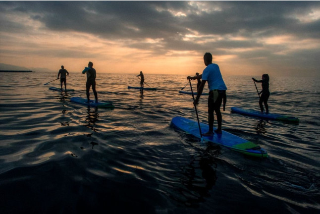 Amanecer o Atardecer en Paddle Surf (Barcelona)