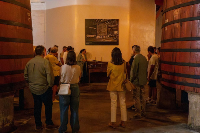 Visita Raíces: Visita a Bodega con Cata y Maridaje para dos (La Rioja)