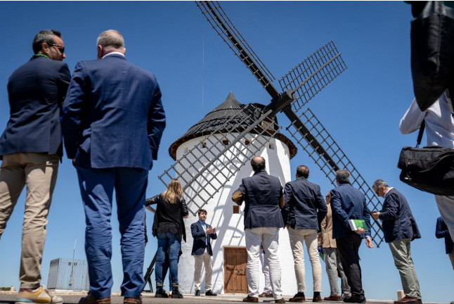 El Origen de la Excelencia: Visita en Tren de la Jaraba, Visita a la Bodega y Degustación de Queso, Vino y Aceite en La Jaraba (Cuenca)
