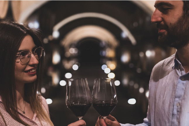 Visita a Bodegas Luzón con Cata de Vinos y Aperitivo para dos (Jumilla, Murcia)