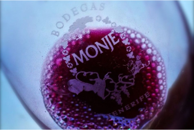 Visita a las Bodegas Monje con Cata y Aperitivo para dos (El Sauzal, Tenerife)