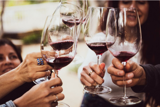 Visita a Bodegas Osborne y Cata de vinos de Jerez para dos (El Puerto de Santa María, Cádiz)