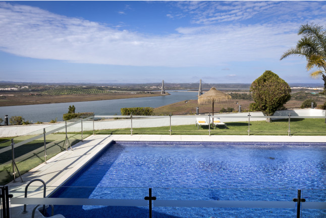 Escapada con Desayuno para dos personas en Parador de Ayamonte (Huelva)