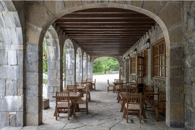 Escapada con Desayuno para dos personas en Parador de Bielsa (Huesca)