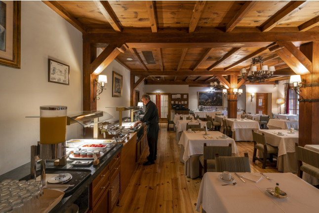 Escapada con Desayuno para dos personas en Parador de Bielsa (Huesca)