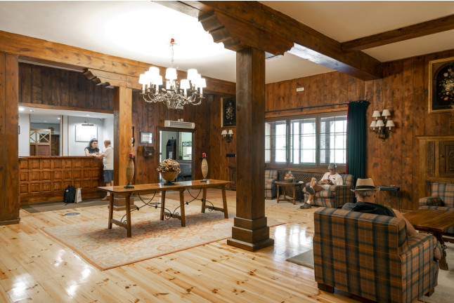 Escapada con Desayuno para dos personas en Parador de Bielsa (Huesca)
