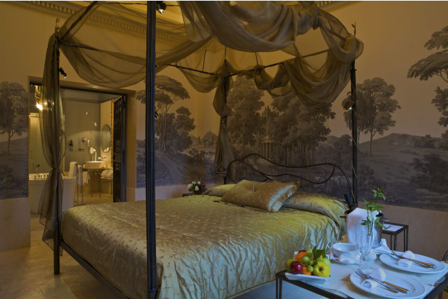 Escapada con Desayuno para dos personas en Parador de Chinchón (Madrid)