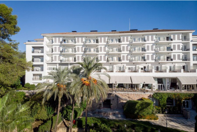 Escapada con Desayuno para dos personas en Parador de Córdoba (Córdoba)
