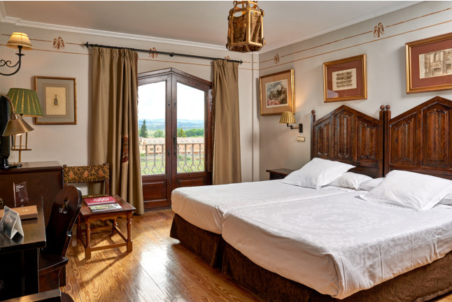 Escapada con Desayuno para dos personas en el Parador de Olite (Navarra)