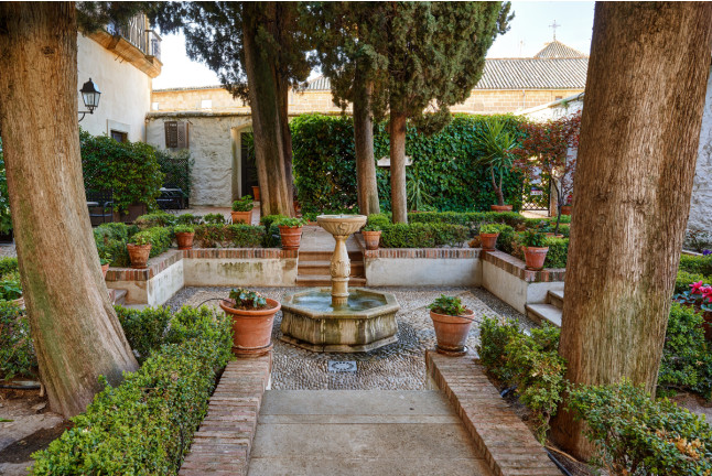 Escapada con Desayuno y Comida o Cena para dos personas en Parador de Úbeda (Jaén)