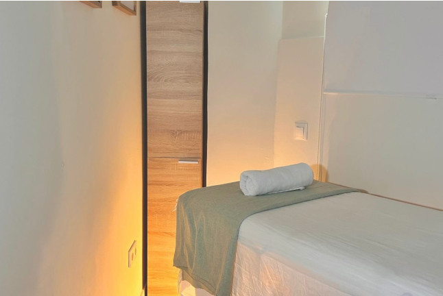 Japanese Head Spa con Piedras Calientes en Brisa Head Spa Goya (Madrid)