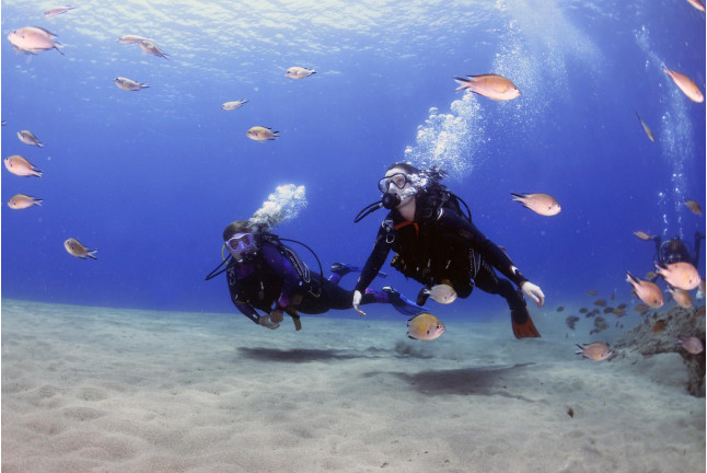 Bautismo de Buceo en Playa Chica del Puerto del Carmen (Lanzarote)
