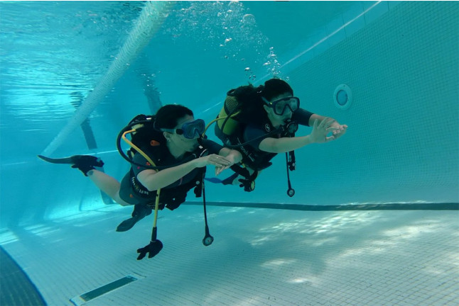 Bautismo de Buceo en Piscina con Fotos y Vídeo para dos (Madrid)