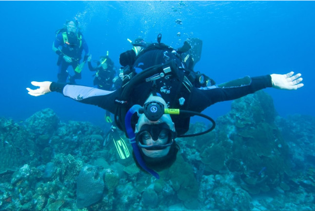 Descubre el  Buceo PADI para dos (Tossa de Mar, Girona)
