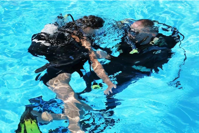 Bautismo de Buceo en Piscina con Fotos y Vídeo (Madrid)