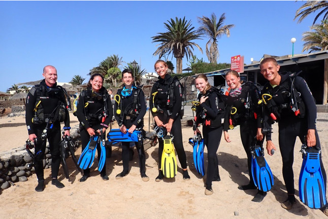 Bautizo de Buceo en Piscina y en el Mar (Playa Blanca, Lanzarote)