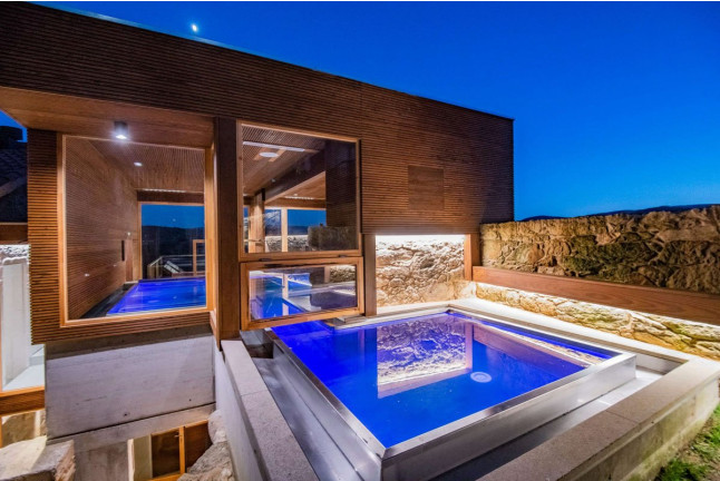 Escapada con Jacuzzi en Cabañitas del Bosque: A Cabanas de Carmen y Acceso a Spa Spasinho (Outes, A Coruña) - De domingo a jueves