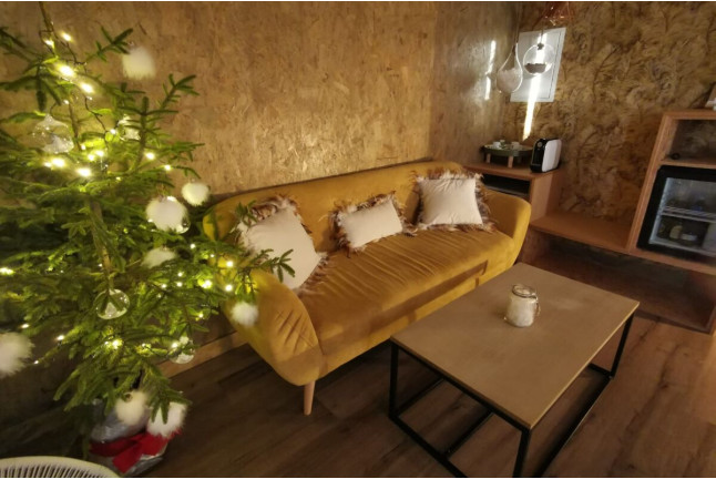 Escapada de 2 Noches en una de las Cabañas con Bañera Hidromasaje y Jacuzzi Exterior de Nidos de Carnota (Carnota, A Coruña)