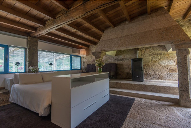 Escapada con Jacuzzi en Cabañitas del Bosque: A Cabanas de Carmen (Outes, A Coruña) - De domingo a jueves