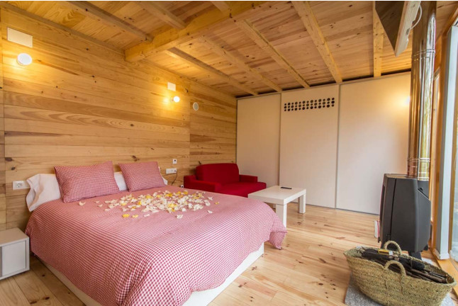 Escapada con Jacuzzi en Cabañitas del Bosque: Cabanas do Barranco (Outes, A Coruña) - De domingo a jueves